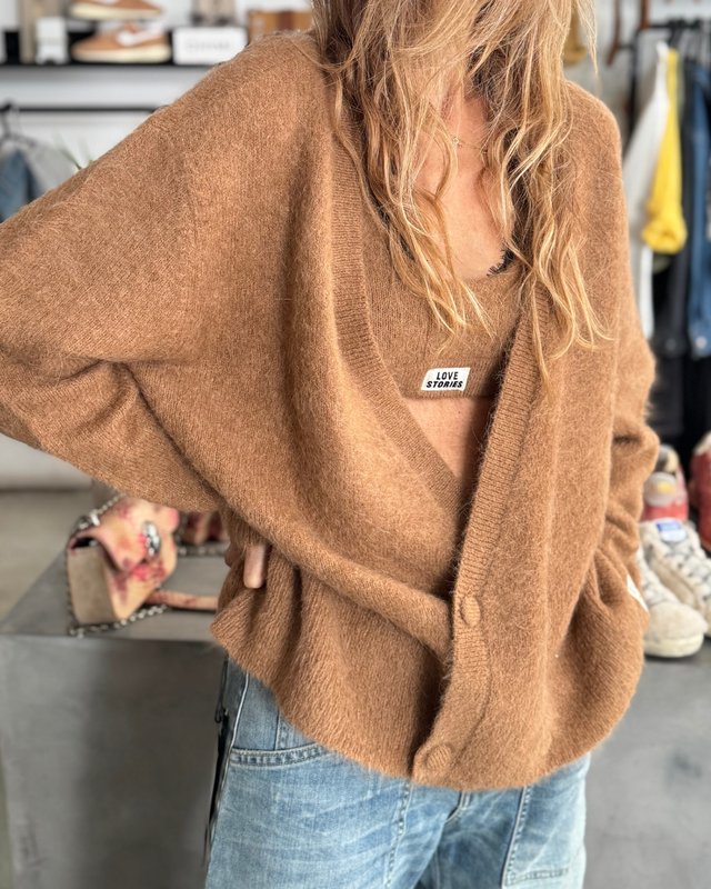 Love Stories - Iris Comfy Buttoned Cardigan